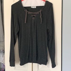 cross up long sleeve